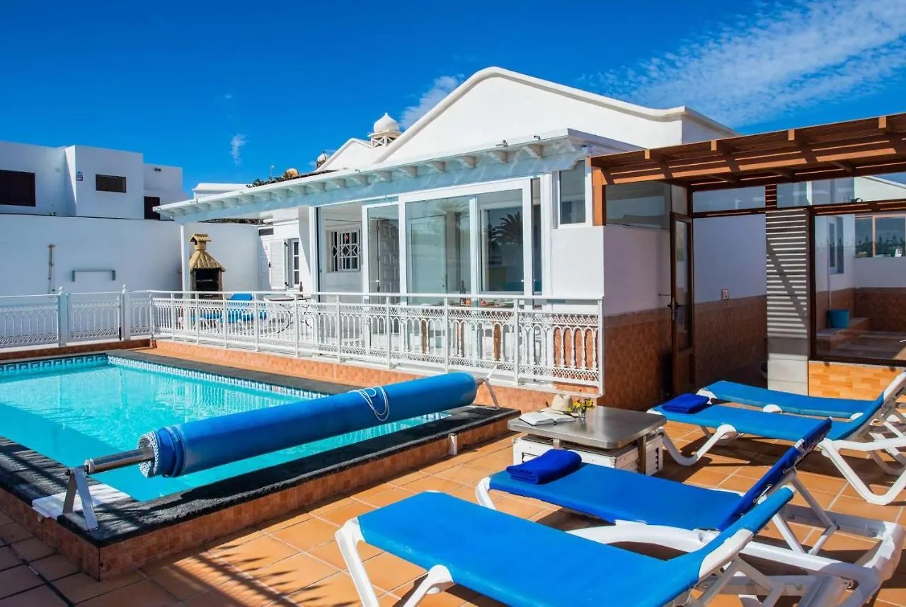 Gambeo Villa Puerto del Carmen  0*, Puerto del Carmen (Lanzarote)